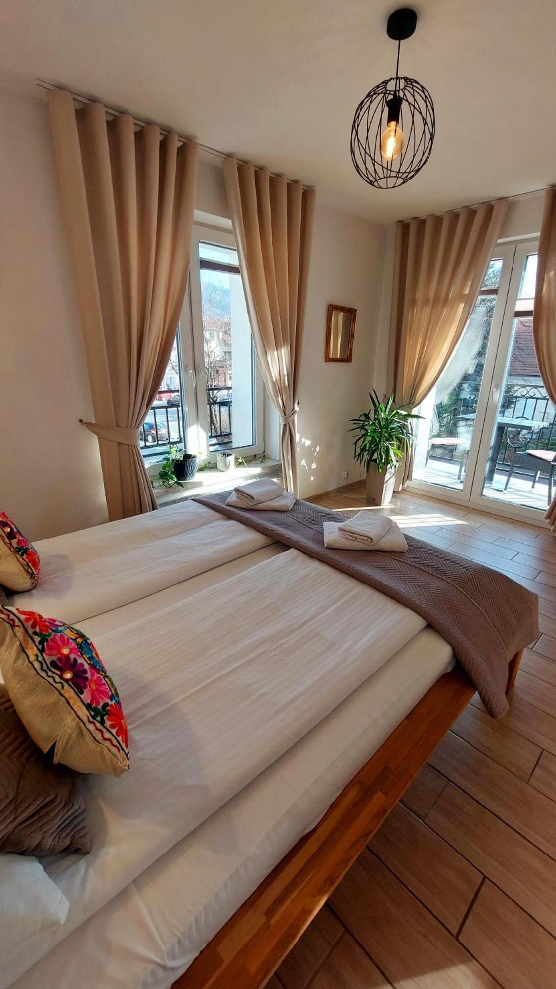 Apartamenty Biala Perla Устронь Екстер'єр фото